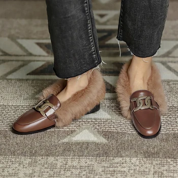 Artı Boyutu 34-40 Içinde Tüylü Loafer'lar kadın Sonbahar Kış Giyim Yeni Muller Ayakkabı Net Kırmızı Tembel Ayakkabı Tavşan Kürk Baotou Düşük topuklu