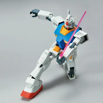 Bandai Hakiki Gundam Model seti Anime Figürü MG 1/100 RX-78-2 GUNDAM TABANI SINIRLI Aksiyon Figürleri Oyuncaklar Çocuklar için Hediyeler