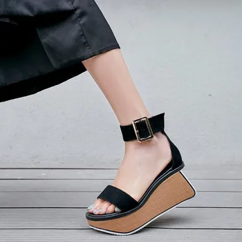 Bayan Peep Toe Süet deri Kemer Ayak Bileği Toka Sandalet Platformu Kama Yüksek Topuk Ayakkabı Arkası Açık Iskarpin Sandalet Yeni 2022