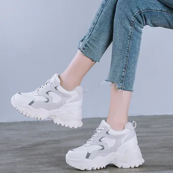 Kadın Tıknaz Sneakers İç artış koşu ayakkabıları Moda Yeni Kadın Platformu Kalın Taban Rahat Kadın Vulkanize Ayakkabı BC3064