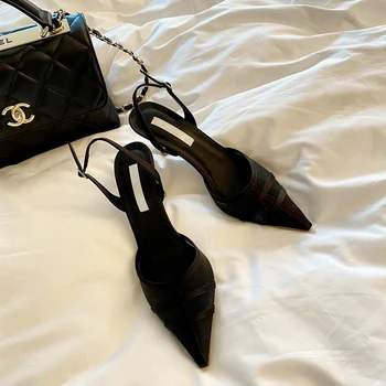 Kadın ayakkabı yaz 2021 yeni stil örgü ayak kap sandalet kadın Fransız mizaç lady sivri stiletto yüksek topuklu
